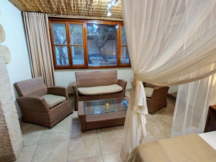 Okaukuejo Resort Standard Room Lounge